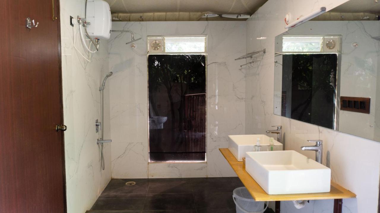 16 Bedouin Hotel Hosur Exterior photo